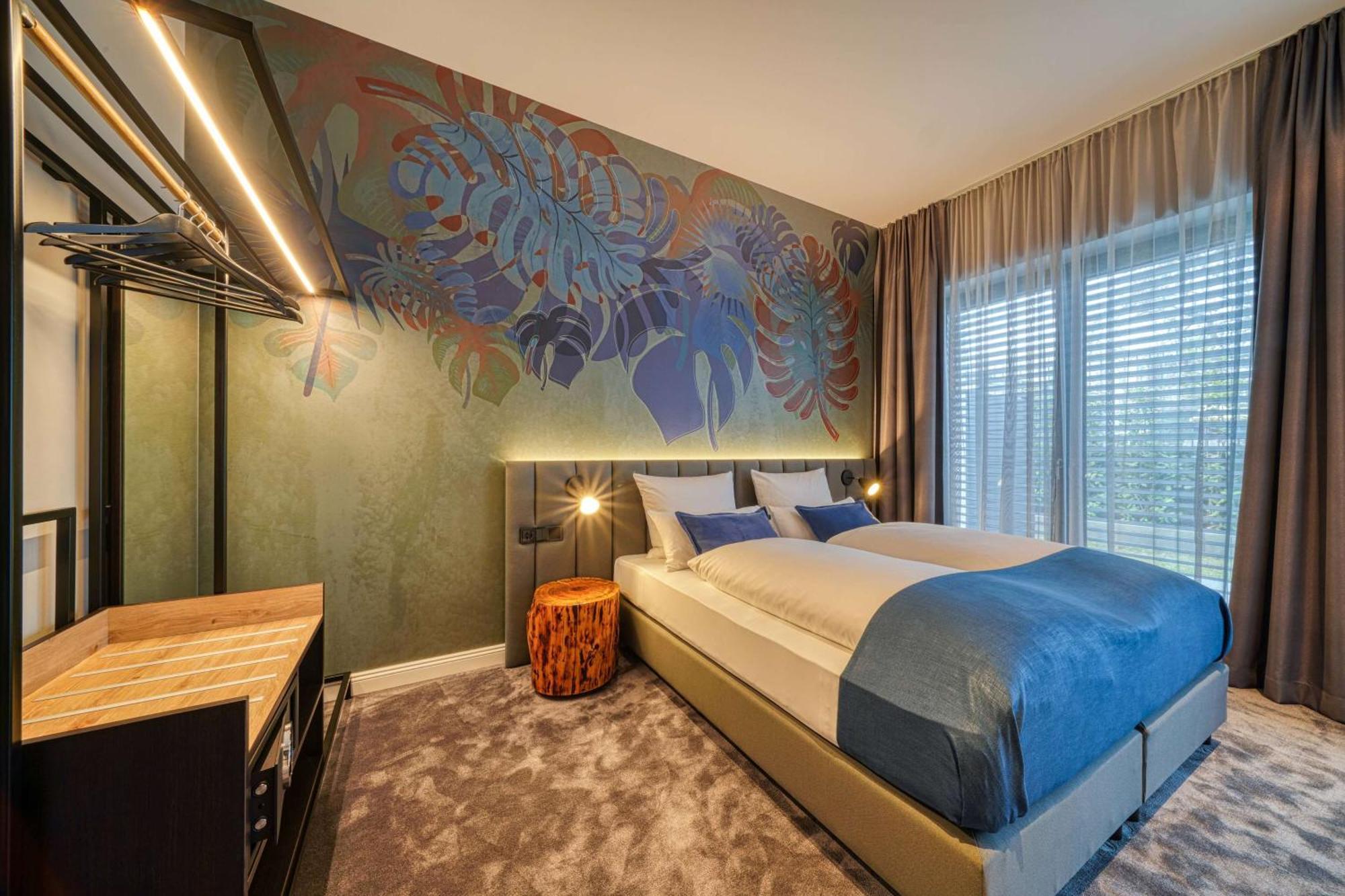 Vienna House Easy By Wyndham Hotel 3*